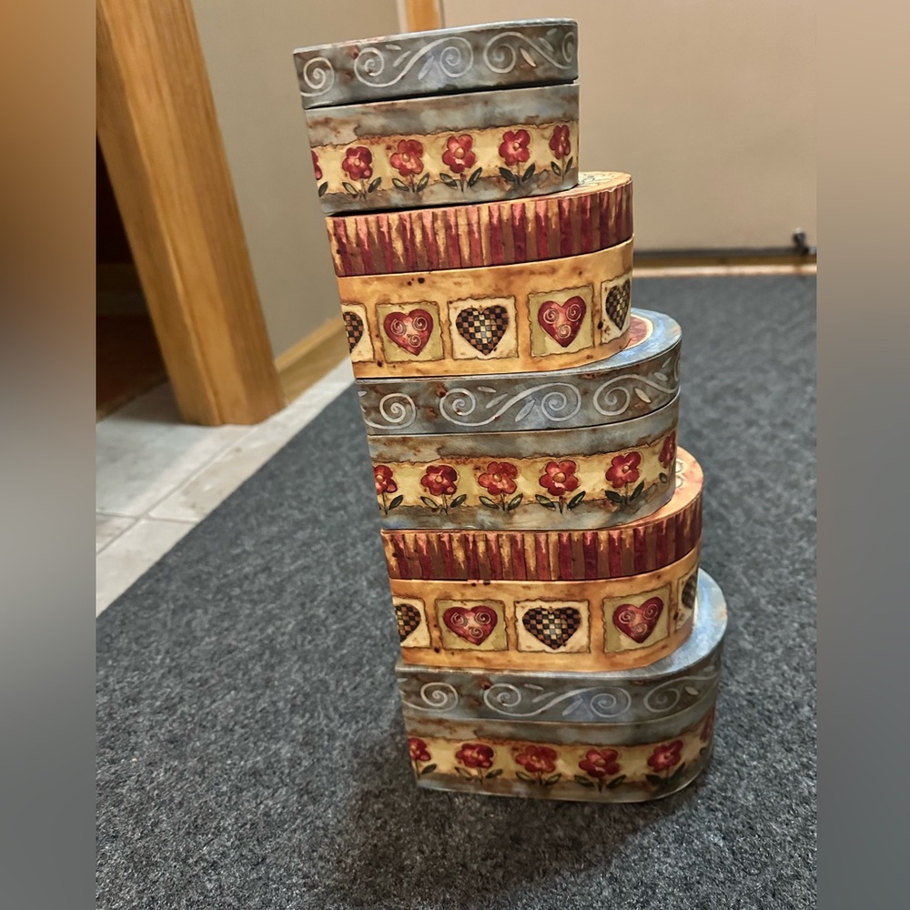 Bobs Boxes Heart and Floral nesting Boxes